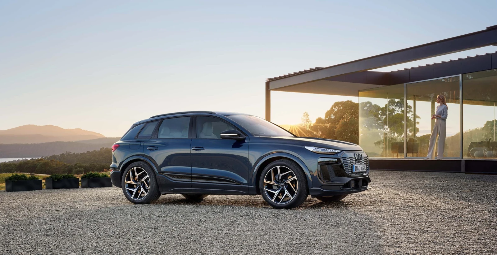 아우디 Q6 e-tron S-line 국내 사양, 83kWh·358km와 기본 장비 분석